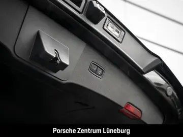PORSCHE Cayenne E-Hybrid Coupe InnoDrive Sportabgas HUD
