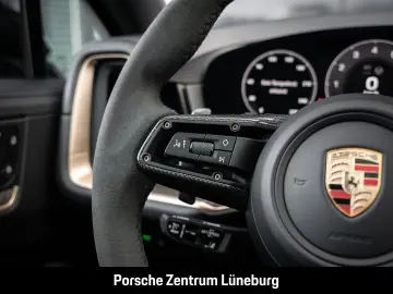 PORSCHE Cayenne E-Hybrid Coupe InnoDrive Sportabgas HUD