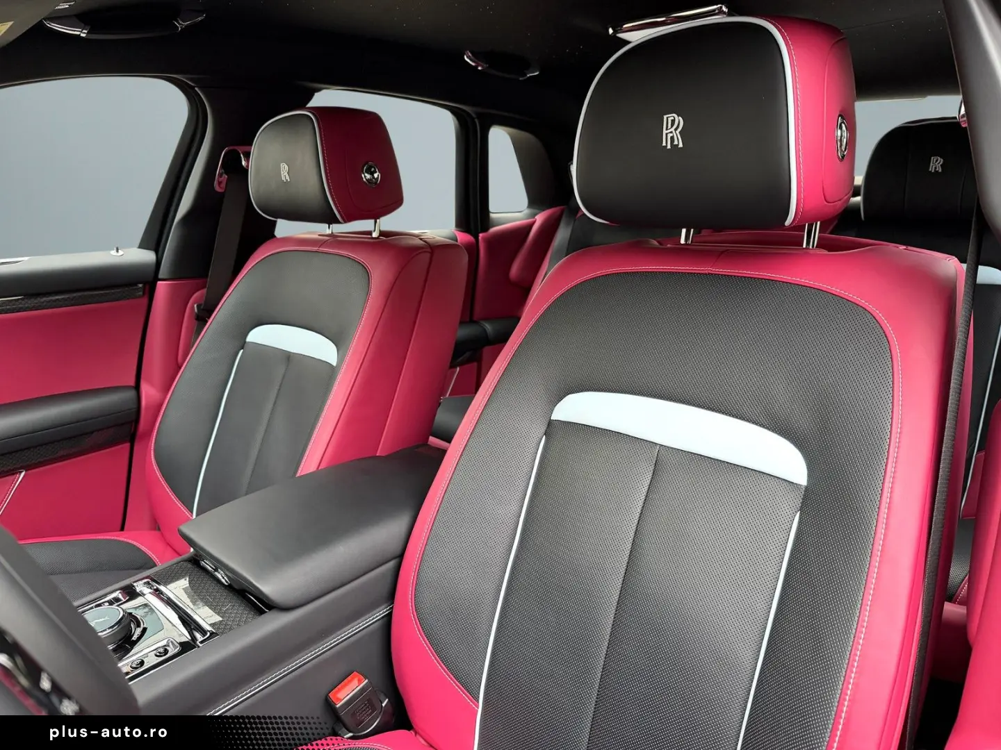 ROLLS ROYCE Ghost BlackBadge Series ll TheatrePicnic BeSpoke