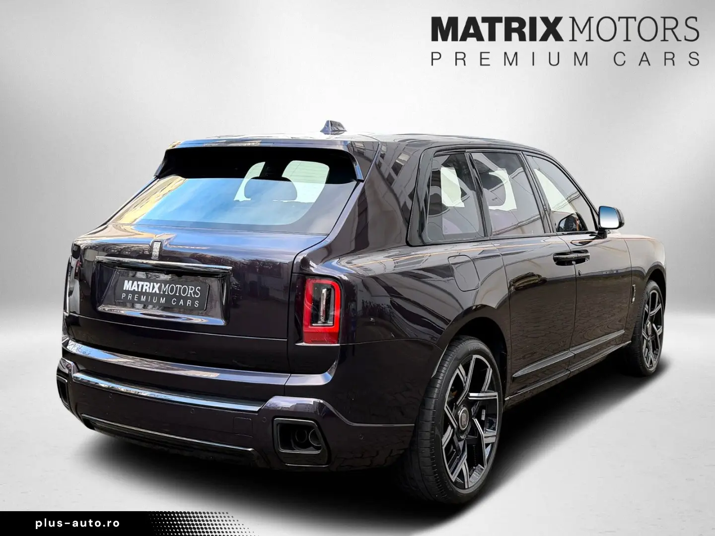 ROLLS ROYCE Cullinan Black Badge Series II ShootingStar 23