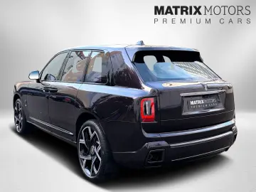ROLLS ROYCE Cullinan Black Badge Series II ShootingStar 23