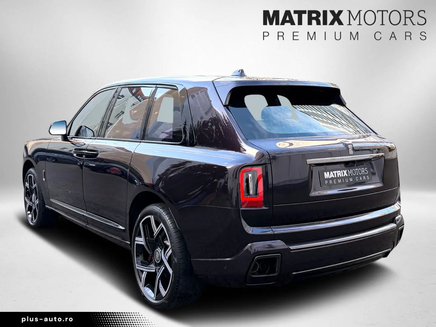 ROLLS ROYCE Cullinan Black Badge Series II ShootingStar 23