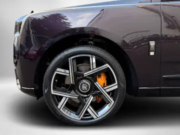 ROLLS ROYCE Cullinan Black Badge Series II ShootingStar 23