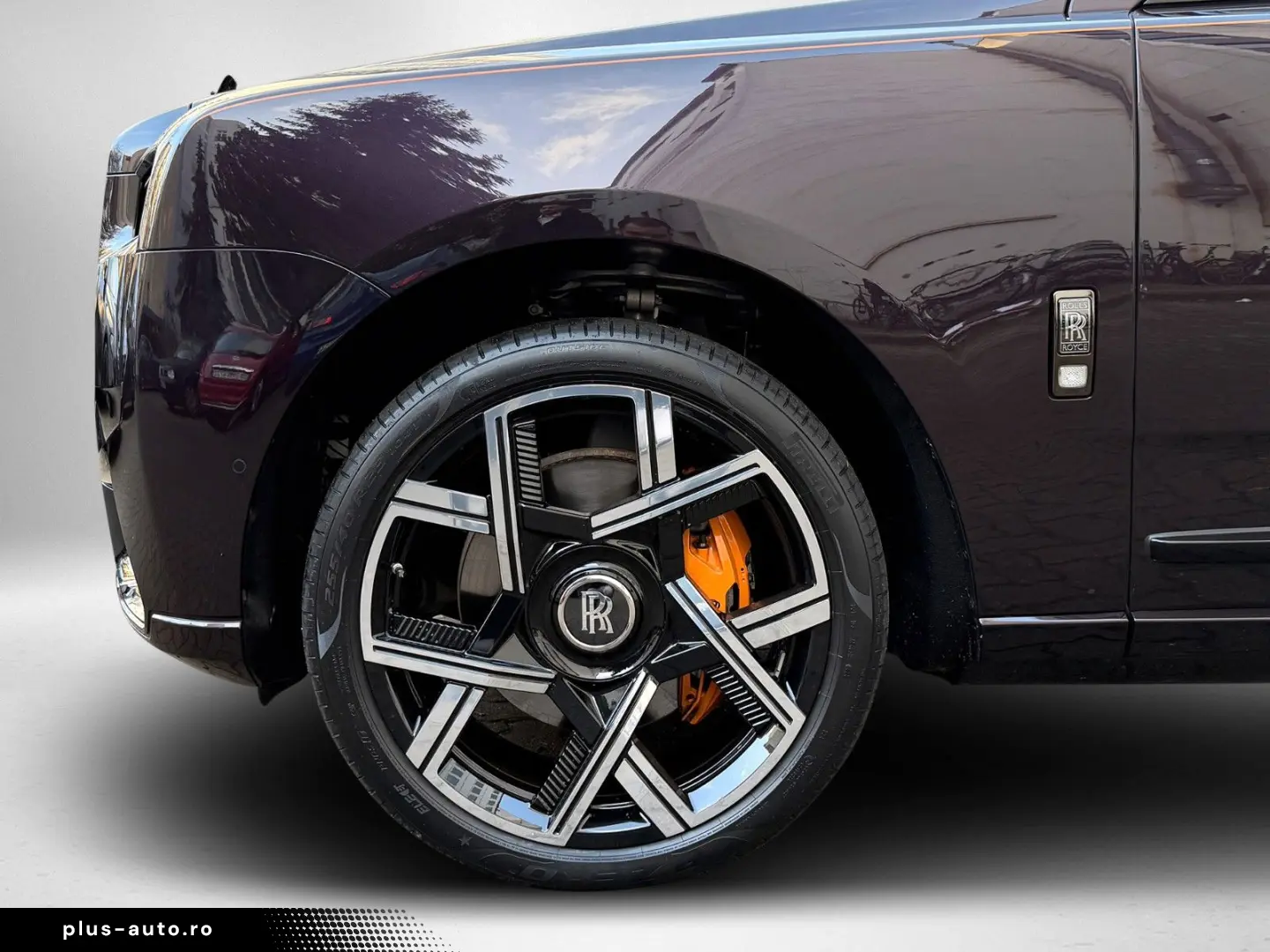 ROLLS ROYCE Cullinan Black Badge Series II ShootingStar 23