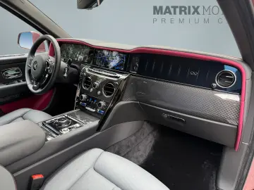ROLLS ROYCE Cullinan Black Badge Series II 23  Lounge Seats