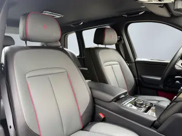 ROLLS ROYCE Cullinan Black Badge Series II 23  Lounge Seats