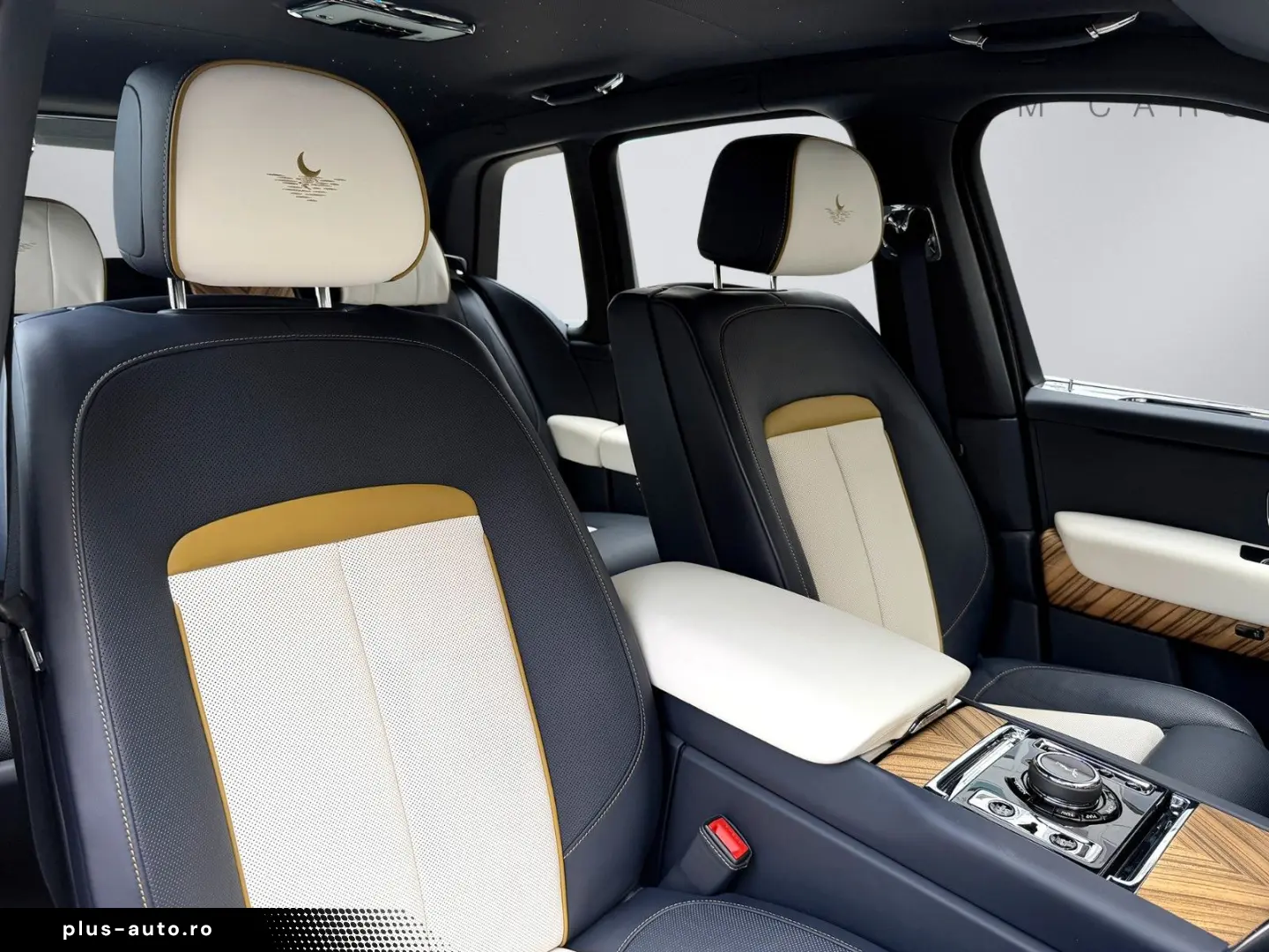 ROLLS ROYCE Cullinan 4 Seats Shooting Star Picnic Tables