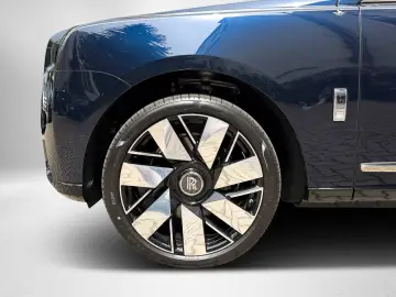 ROLLS ROYCE Cullinan 4 Seats Shooting Star Picnic Tables