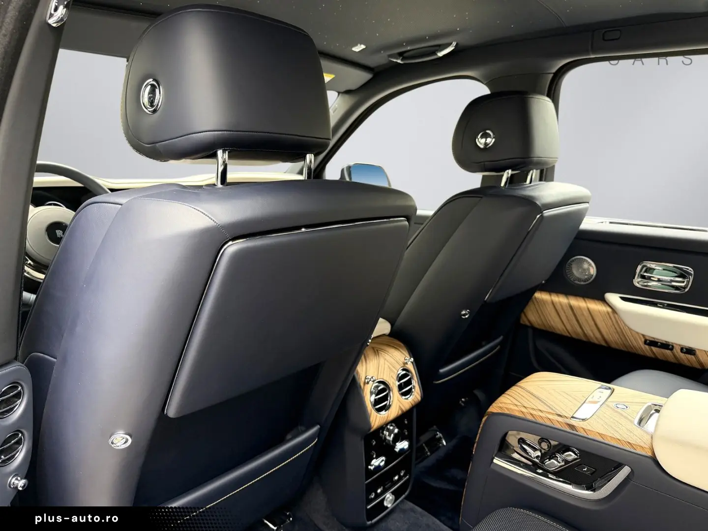 ROLLS ROYCE Cullinan 4 Seats Shooting Star Picnic Tables