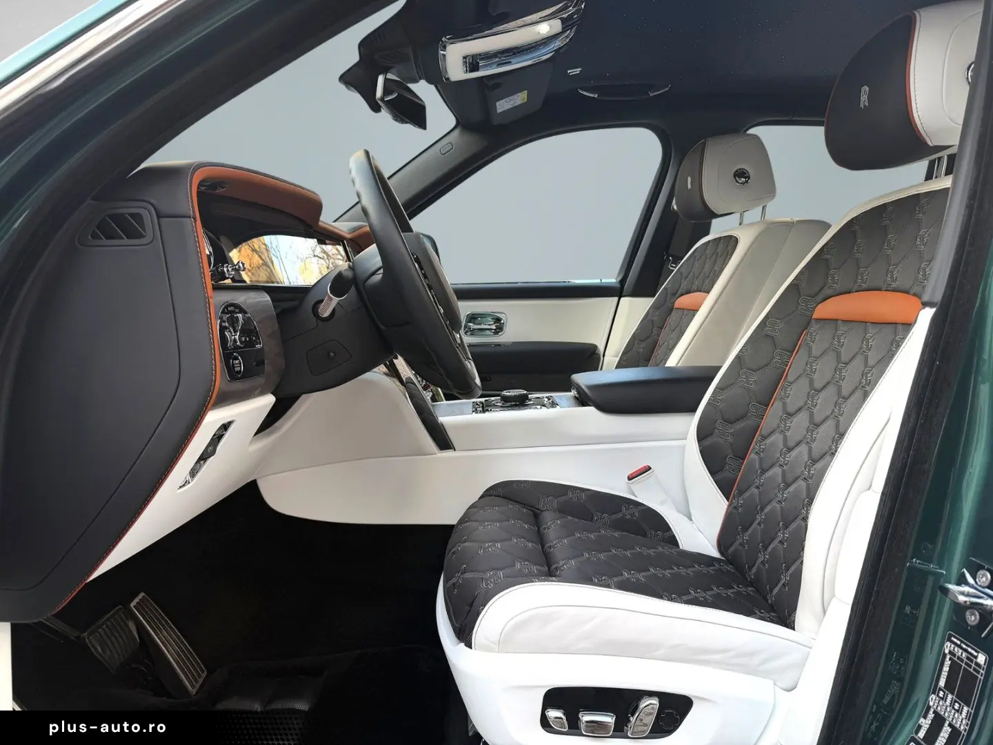 ROLLS ROYCE Cullinan 4 Seats Audio Series II heated&cooled