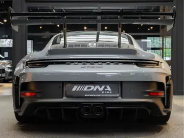 PORSCHE 992 992 GT3 RS Weissach Lift Keramisch Bose 4.0