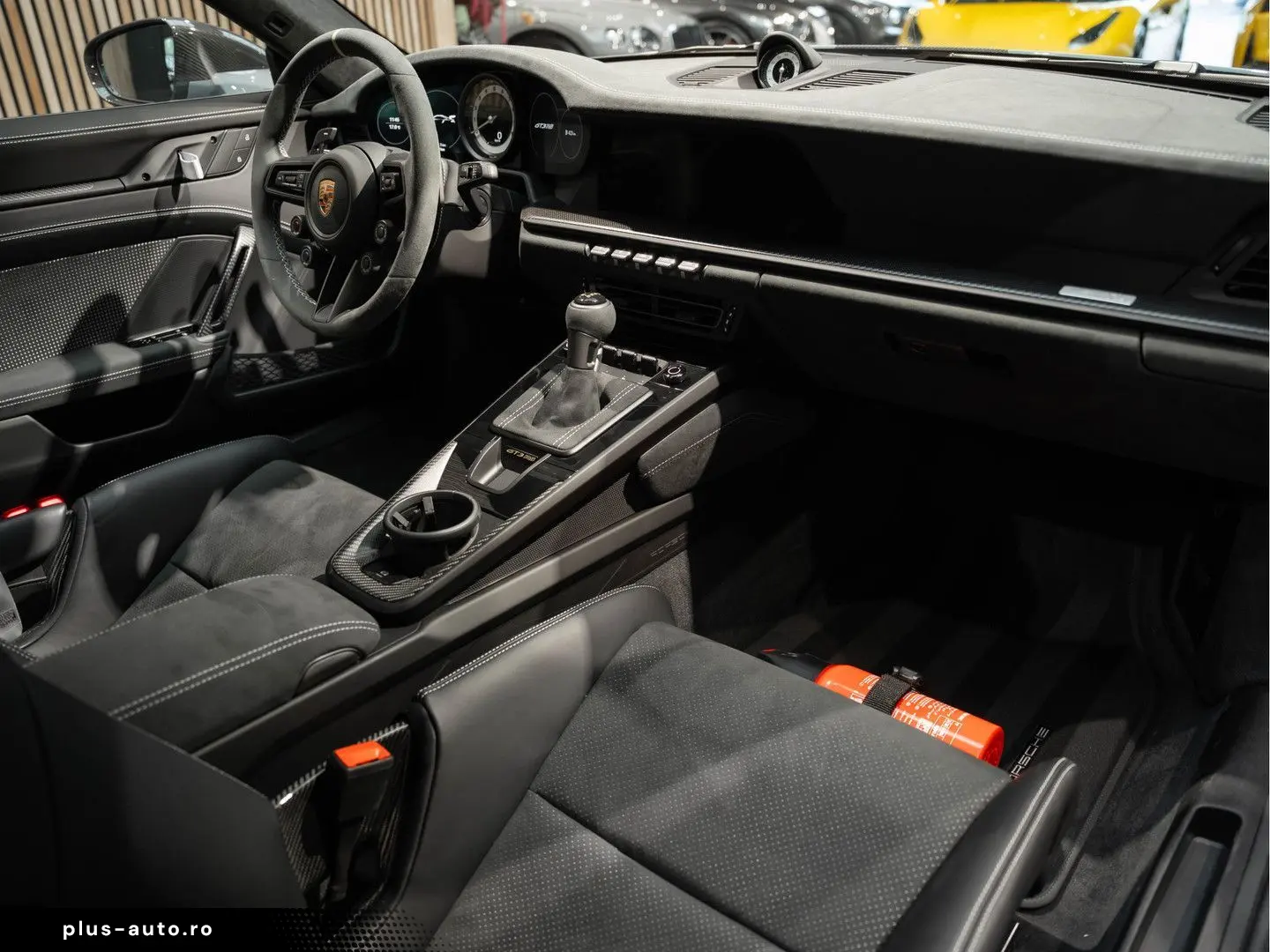 PORSCHE 992 992 GT3 RS Weissach Lift Keramisch Bose 4.0