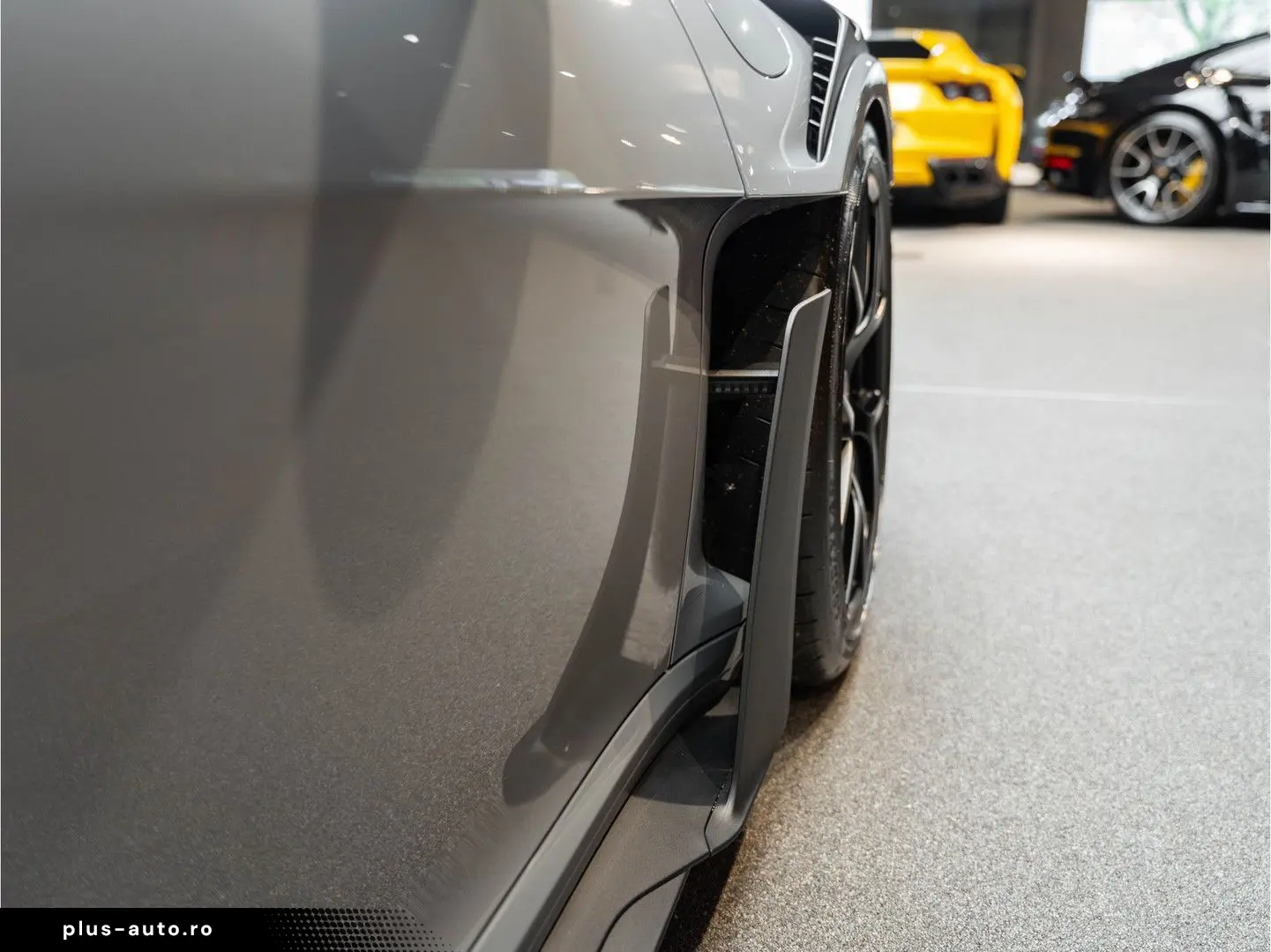 PORSCHE 992 992 GT3 RS Weissach Lift Keramisch Bose 4.0
