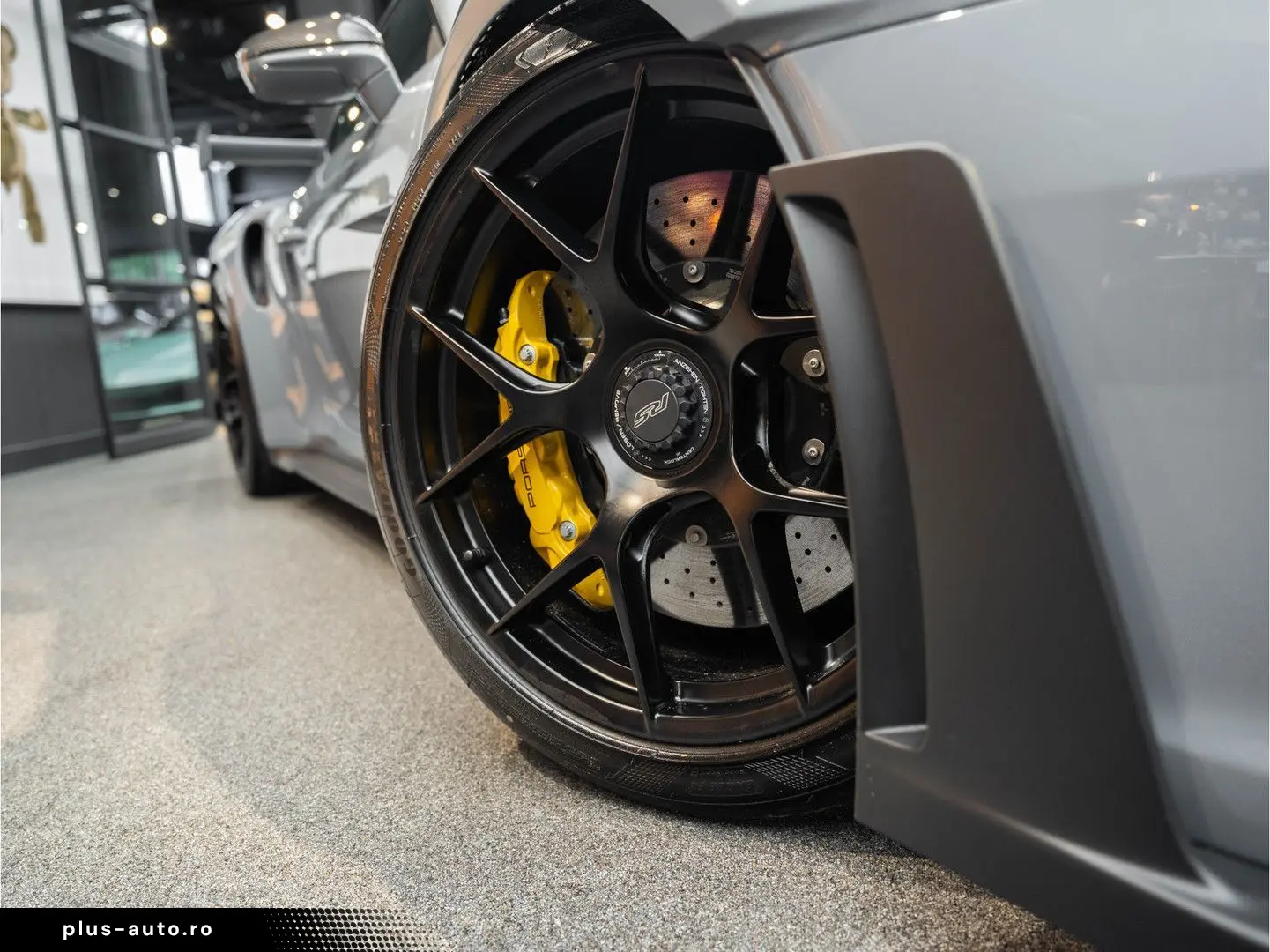 PORSCHE 992 992 GT3 RS Weissach Lift Keramisch Bose 4.0