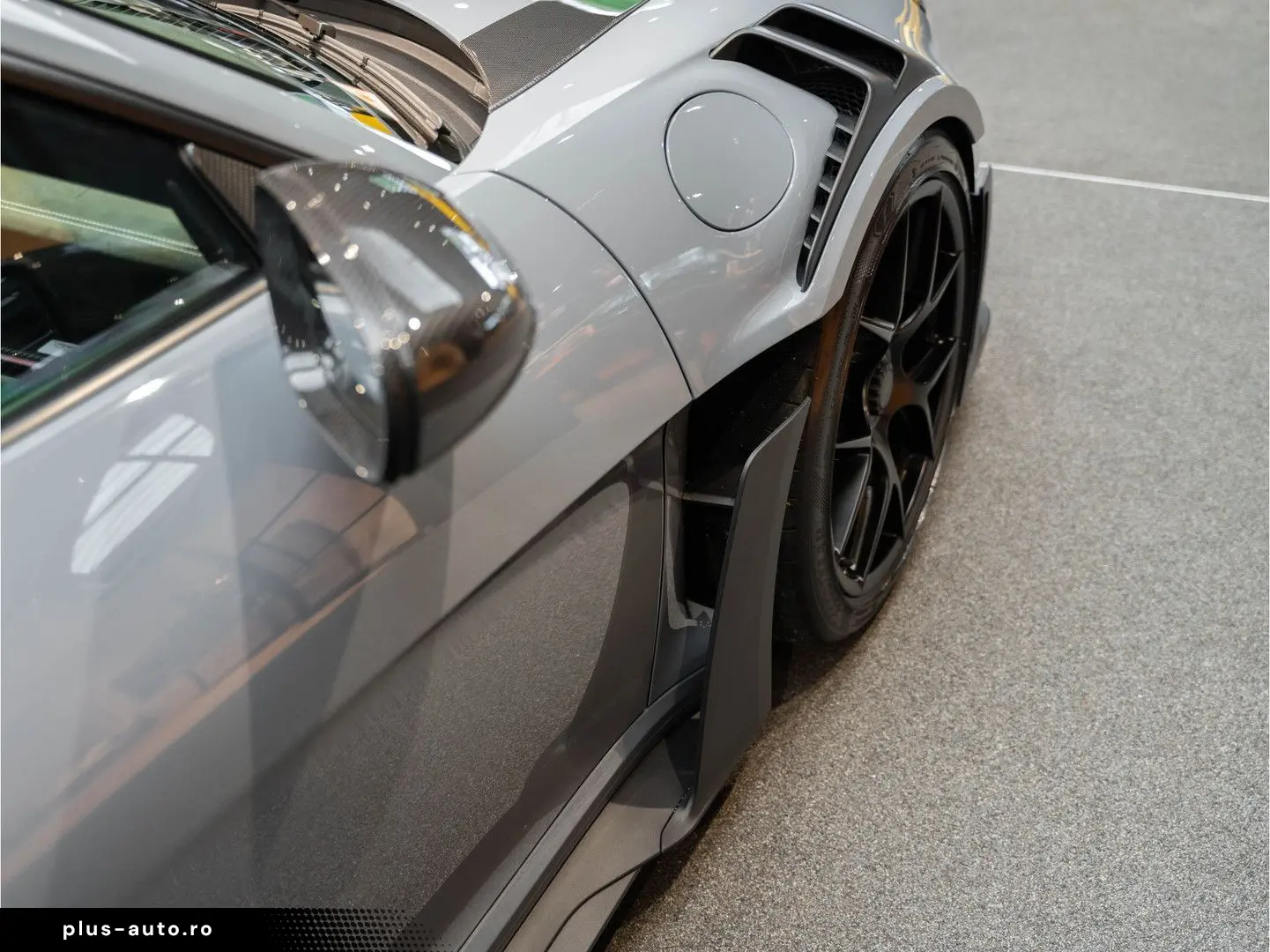 PORSCHE 992 992 GT3 RS Weissach Lift Keramisch Bose 4.0