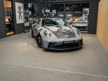 PORSCHE 992 992 GT3 RS Weissach Lift Keramisch Bose 4.0