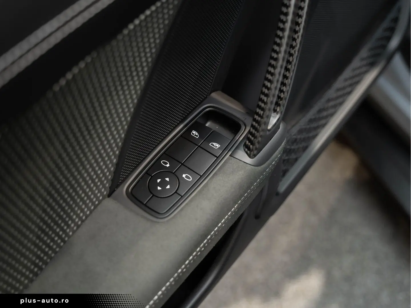 PORSCHE 992 992 GT3 RS Weissach Lift Keramisch Bose 4.0