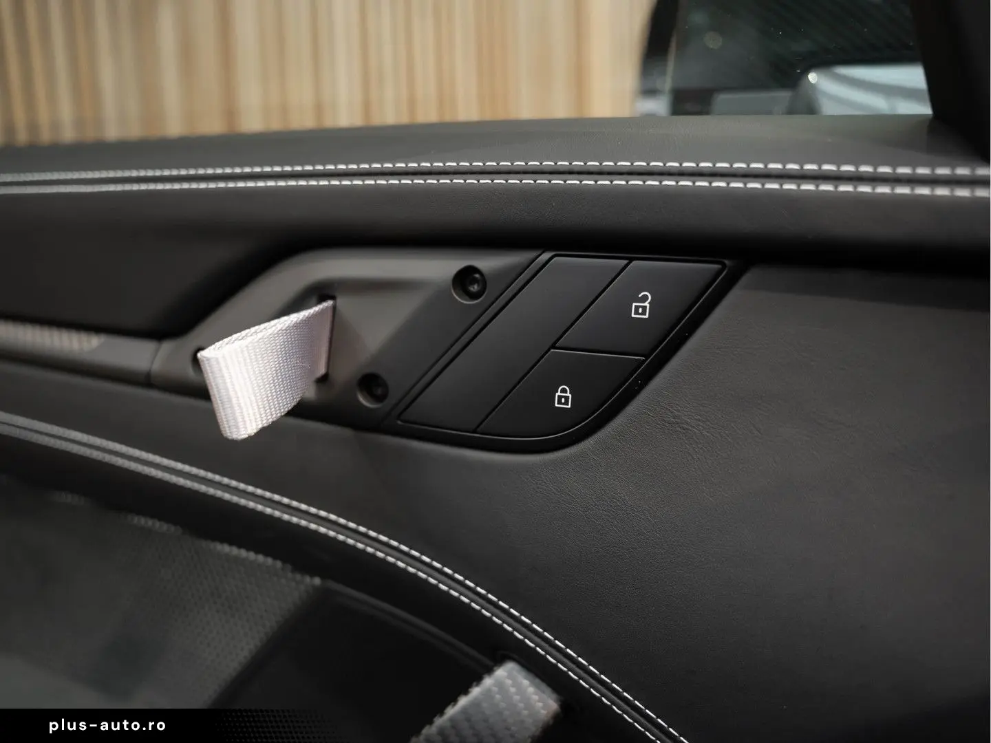 PORSCHE 992 992 GT3 RS Weissach Lift Keramisch Bose 4.0