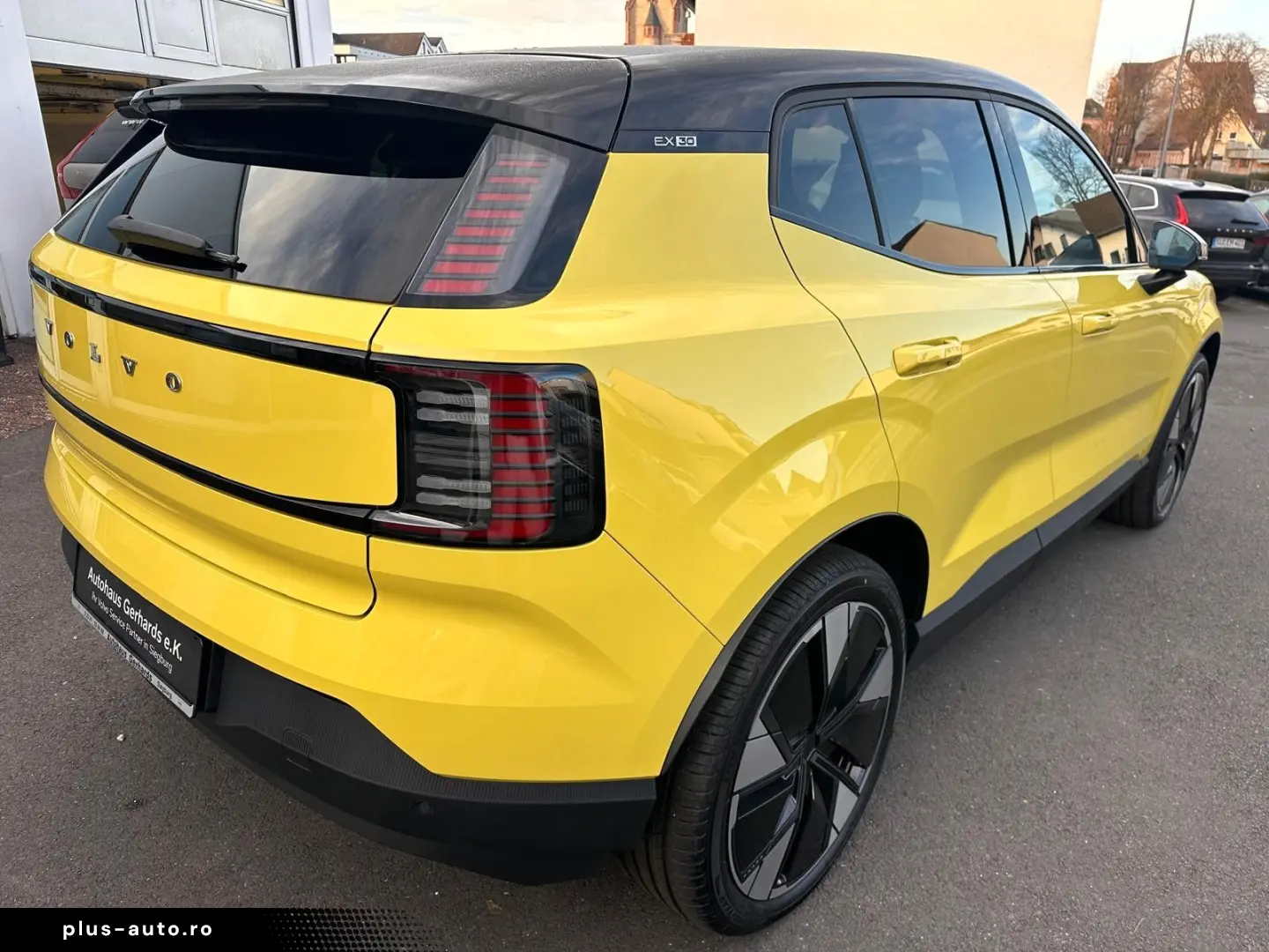 VOLVO EX30 AWD Plus Performance 20; ACC BLIS Standh.