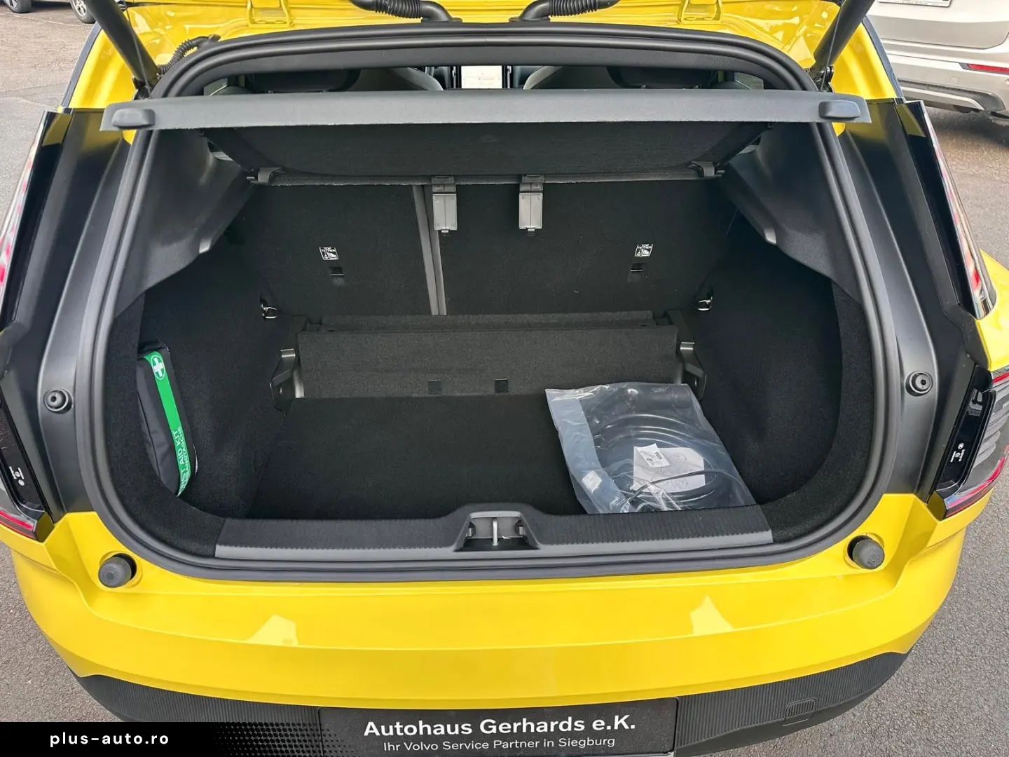 VOLVO EX30 AWD Plus Performance 20; ACC BLIS Standh.