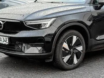 VOLVO C40 Recharge Twin Motor AWD Plus Pilot Assist