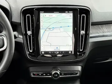 VOLVO C40 Recharge Twin Motor AWD Plus Pilot Assist