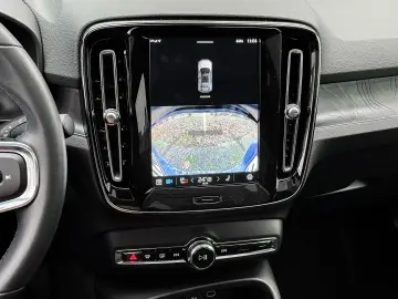 VOLVO C40 Recharge Twin Motor AWD Plus Pilot Assist