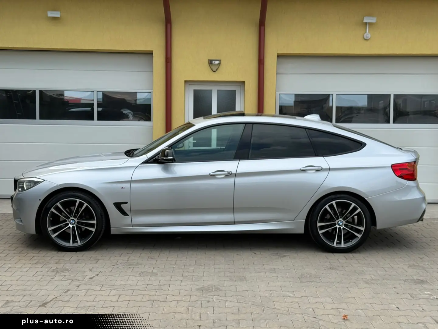 BMW Seria 3 GT - 2.0d   184cp   xDrive   M-Pachet