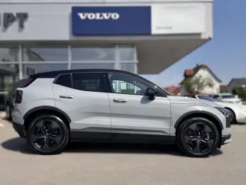 VOLVO EX30 Cross Country Ultra NP 59.390 Twin CC Met.
