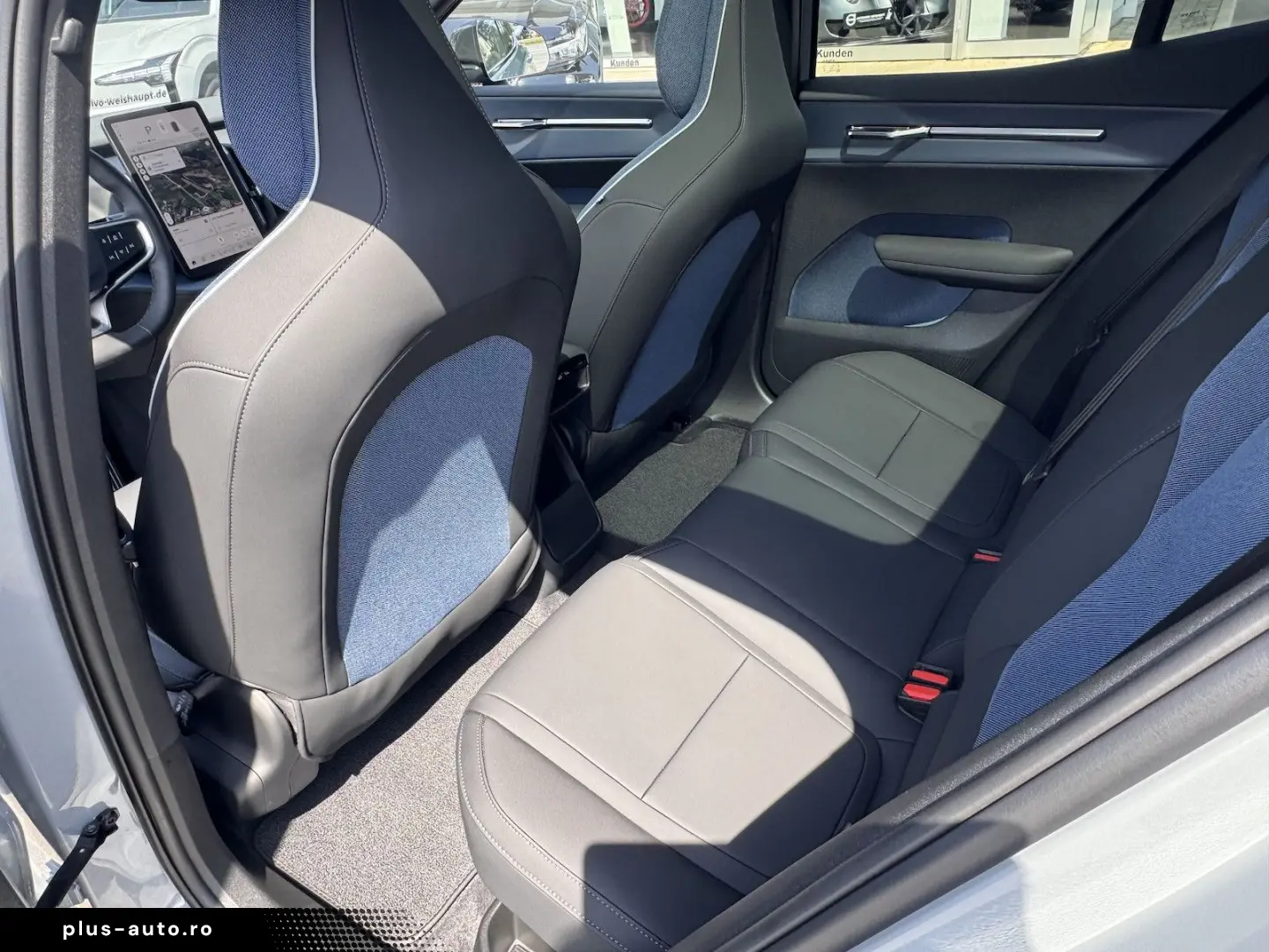 VOLVO EX30 Cross Country Ultra NP 59.390 Twin CC Met.