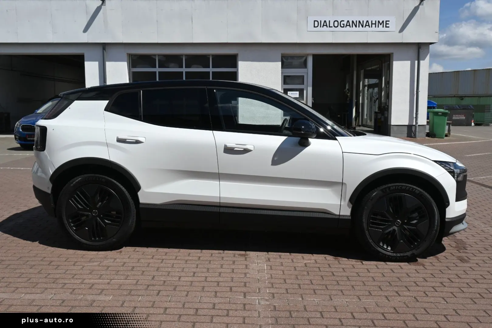 VOLVO EX30 CC Twin Motor Performance AWD Ultra 360 Pan