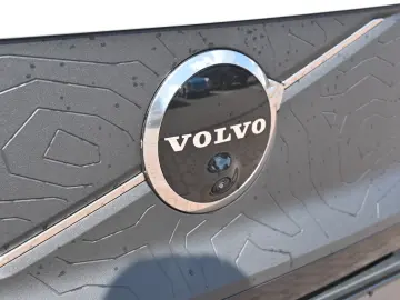 VOLVO EX30 CC Twin Motor Performance AWD Ultra 360 Pan
