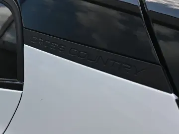 VOLVO EX30 CC Twin Motor Performance AWD Ultra 360 Pan