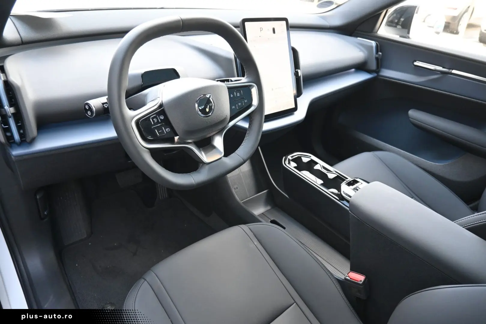 VOLVO EX30 CC Twin Motor Performance AWD Ultra 360 Pan
