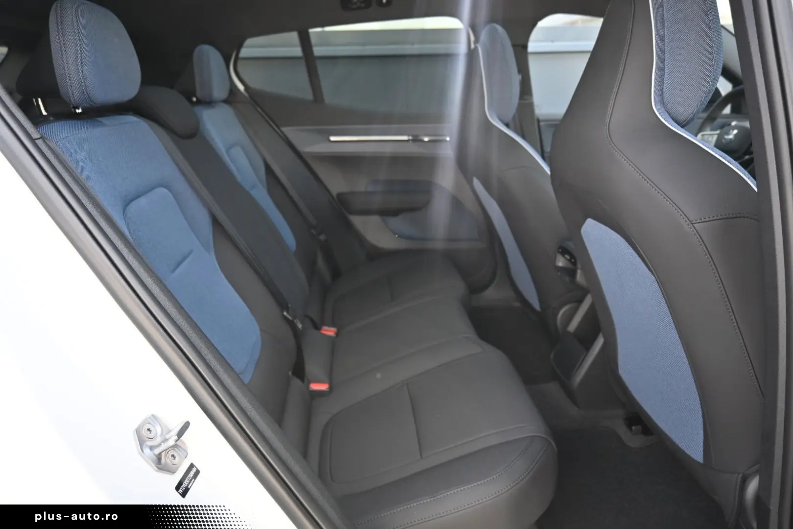 VOLVO EX30 CC Twin Motor Performance AWD Ultra 360 Pan
