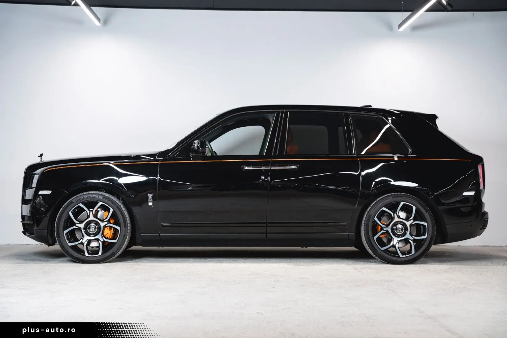 ROLLS ROYCE Cullinan Black Badge  FULL OPTION  1 OWNER