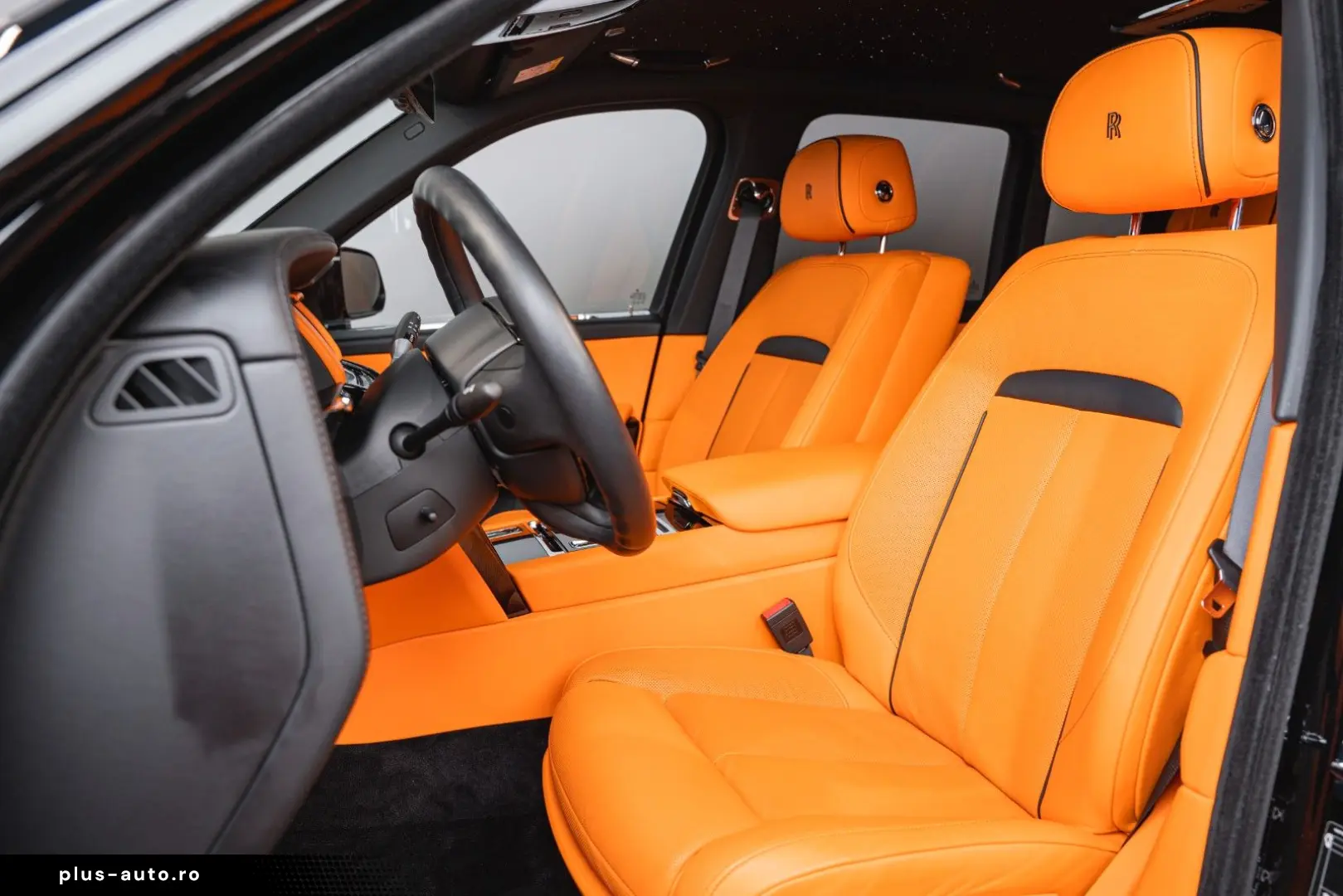 ROLLS ROYCE Cullinan Black Badge  FULL OPTION  1 OWNER