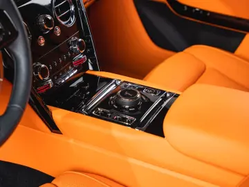 ROLLS ROYCE Cullinan Black Badge  FULL OPTION  1 OWNER