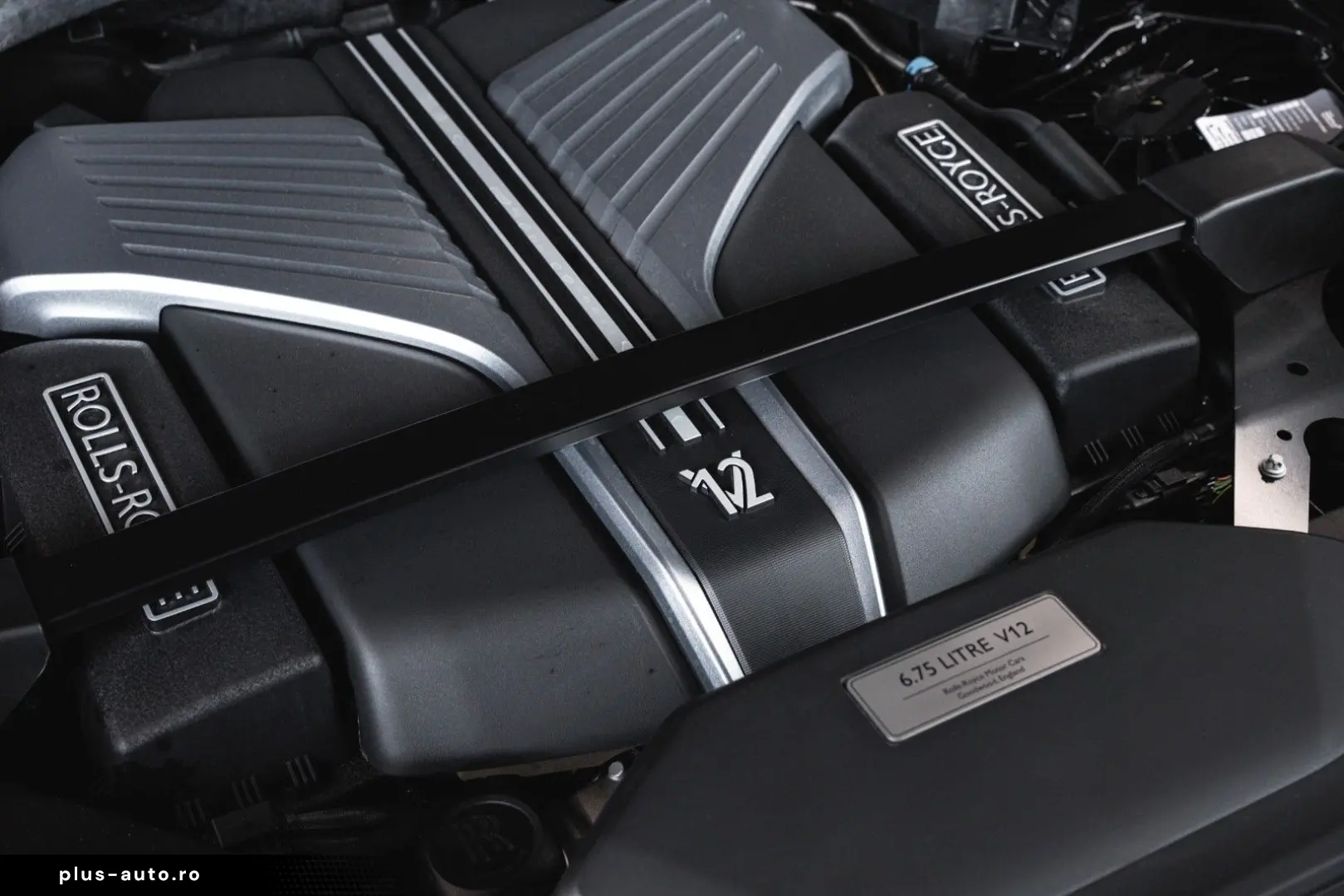ROLLS ROYCE Cullinan Black Badge  FULL OPTION  1 OWNER