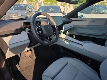 POLESTAR 4 200 kW Long Range Single 22KW Pilot Pixel HK