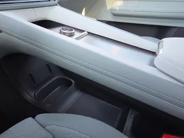 POLESTAR 4 200 kW Long Range Single 22KW Pilot Pixel HK