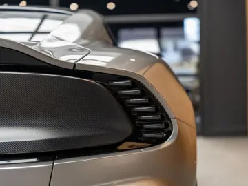 ASTON MARTIN Vanquish V12 Carbon Keramisch 6.0 V12 F…
