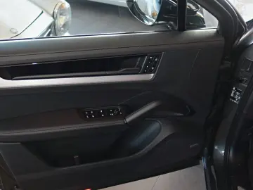PORSCHE Cayenne Coupe S TOPAUSSTATTUNG