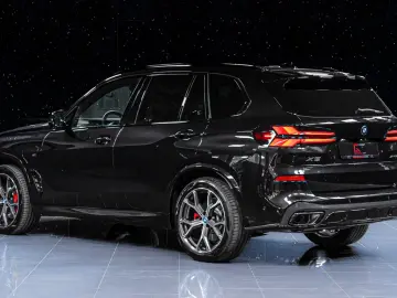 BMW X5 xDrive50e M-Sport Pro Pano H K Carbon