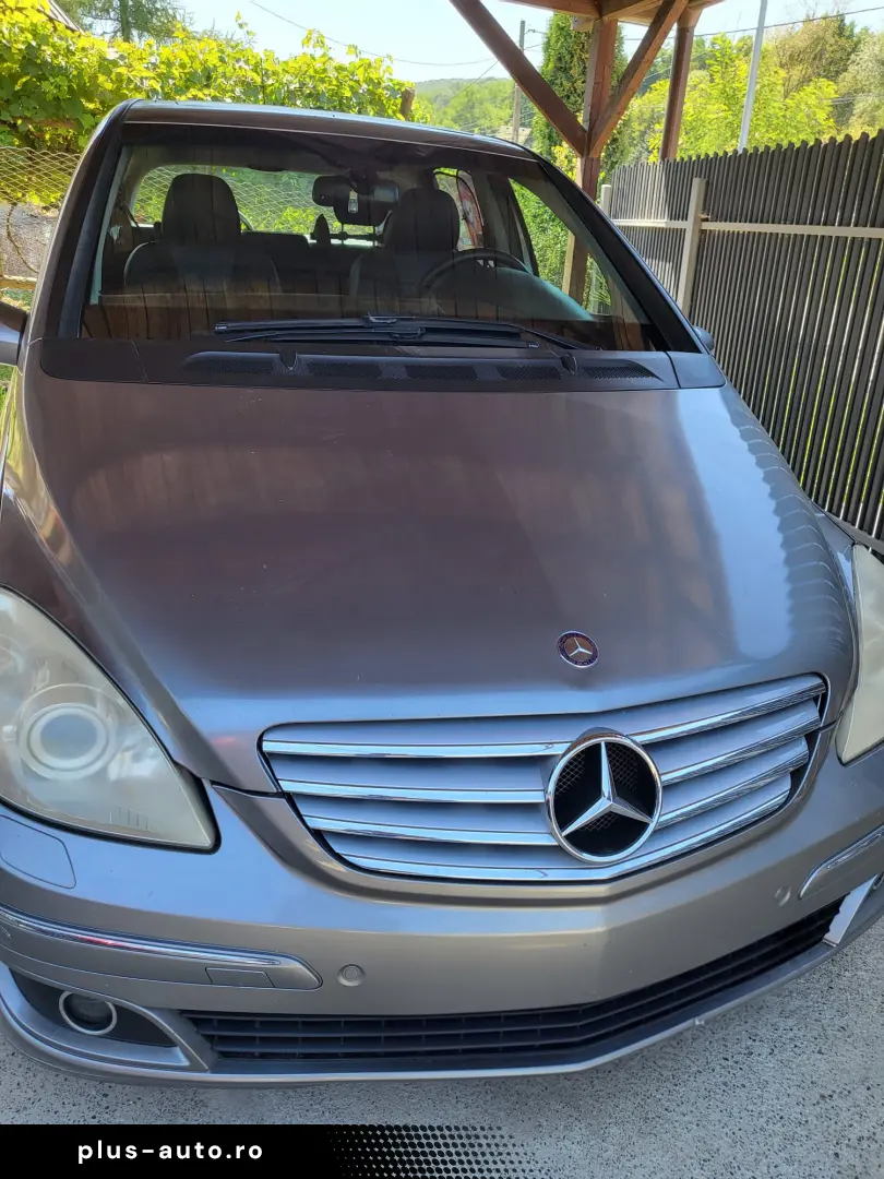 Mercedes-Benz B 200