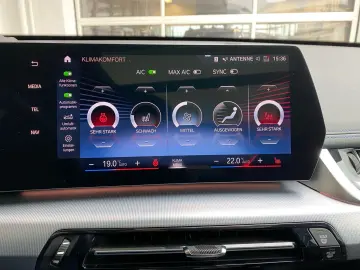 BMW X1 xDrive23d M Sport LC Prof. Pano DA Pro H K
