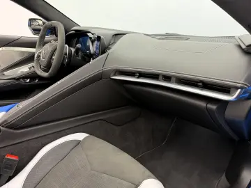 CORVETTE C8 Stingray 6.2 V8 Cabrio  3LT Z51 Performance