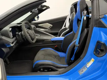 CORVETTE C8 Stingray 6.2 V8 Cabrio  3LT Z51 Performance