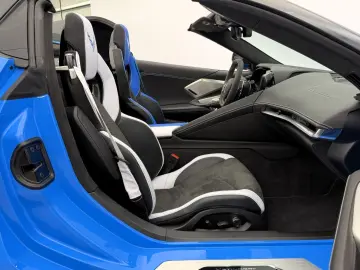 CORVETTE C8 Stingray 6.2 V8 Cabrio  3LT Z51 Performance