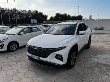 HYUNDAI HYUNDAI TUCSON 1.6 HEV 2023 SUPER ACCESSORIATA